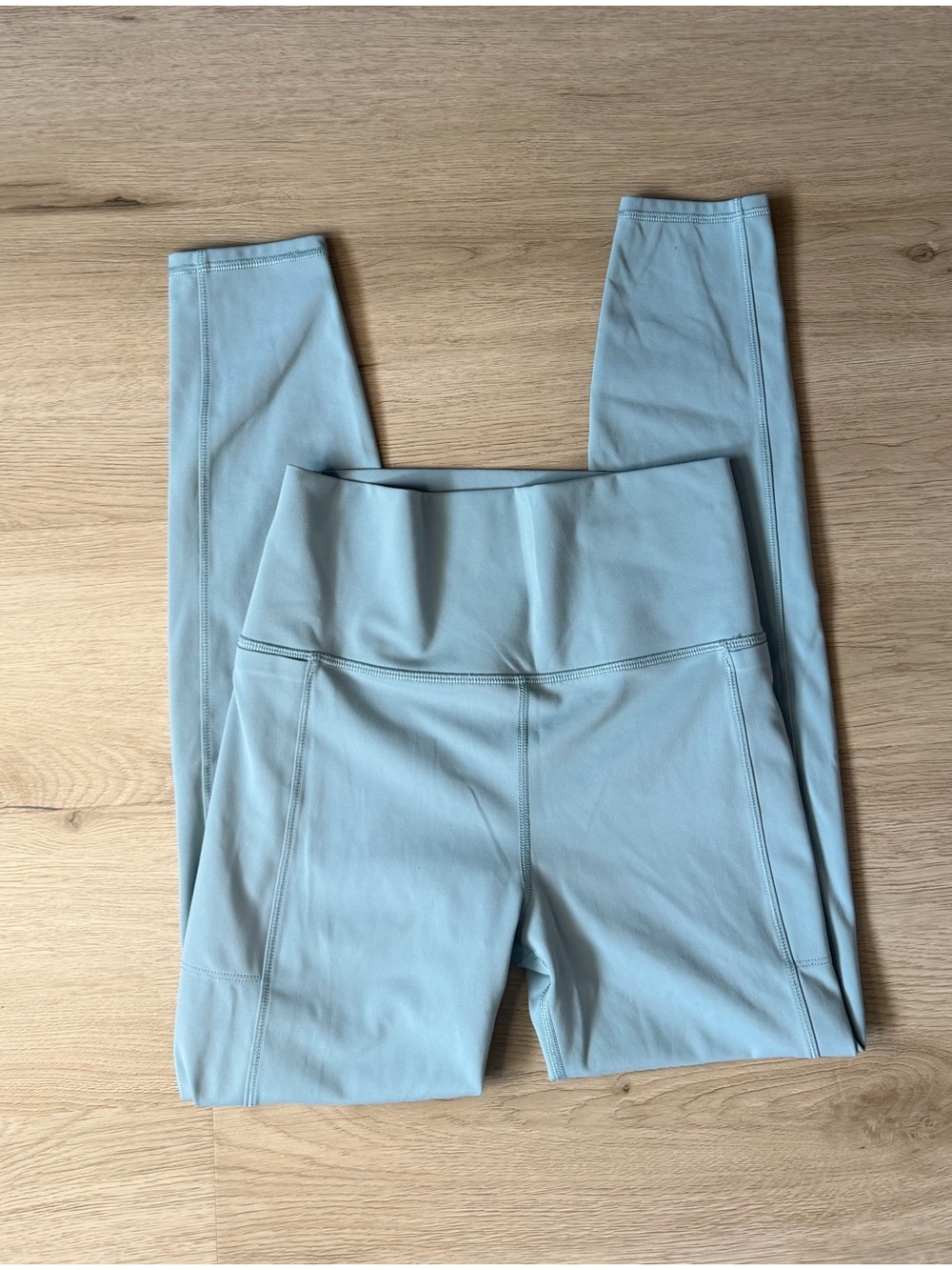 Vuori studio pocket leggings